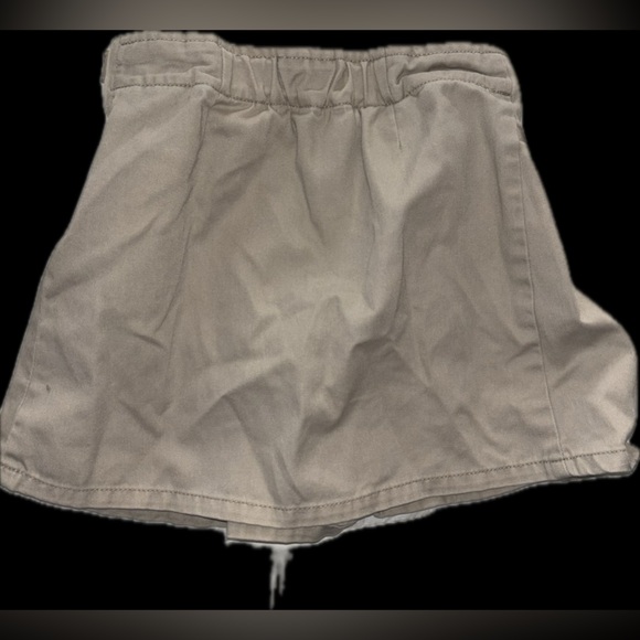 Girls school khaki skirt size 5 by brand Place  mint vintage pleated stretchy!! - Picture 2 of 9